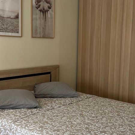 Appartement Cuba Nice แซ็งต์-โลร็อง-ดู-วาร์ ภายนอก รูปภาพ