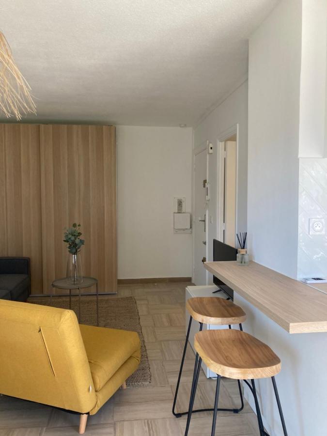 Appartement Cuba Nice แซ็งต์-โลร็อง-ดู-วาร์ ภายนอก รูปภาพ